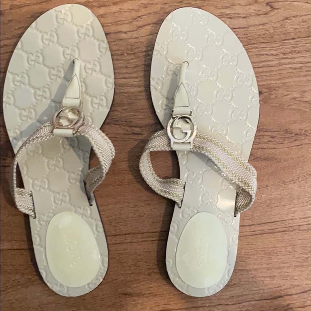 Gucci logo thong sandal. Never worn or used